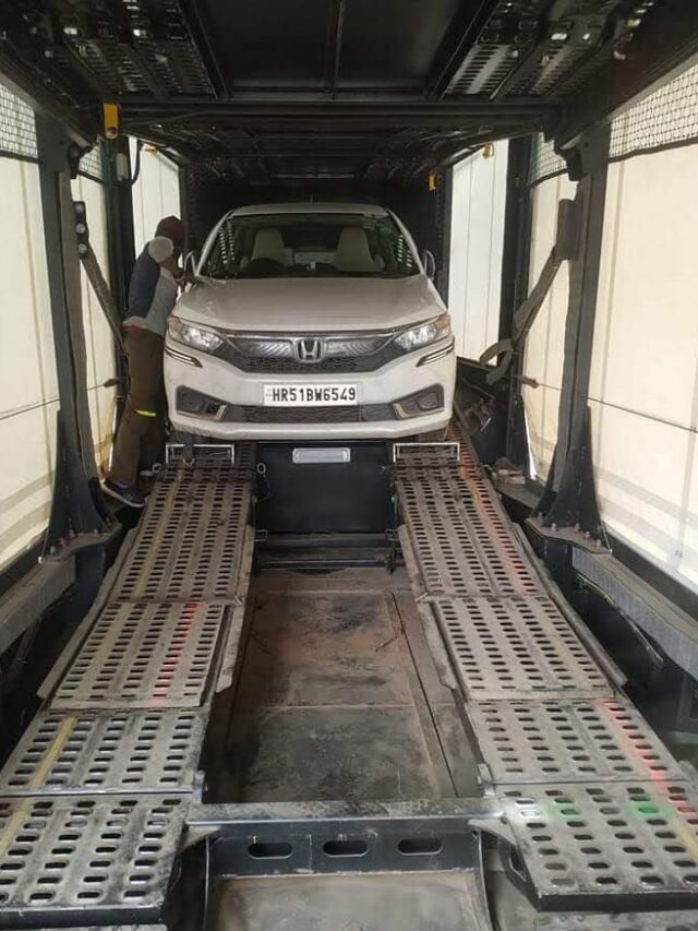 Radhika Car Transportation in Noida