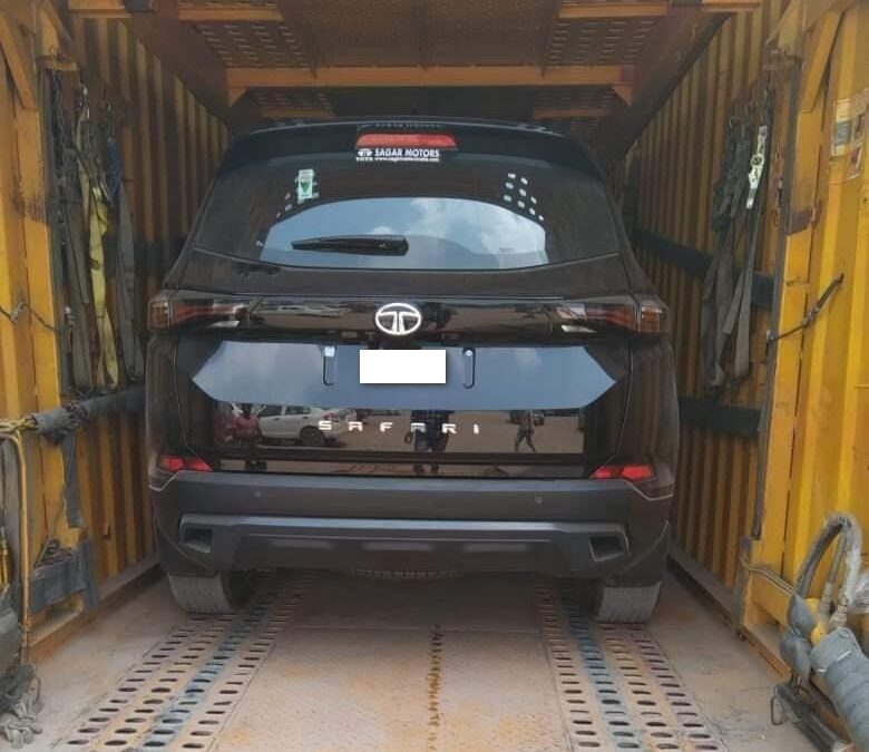Radhika Car transportation In Pathankot